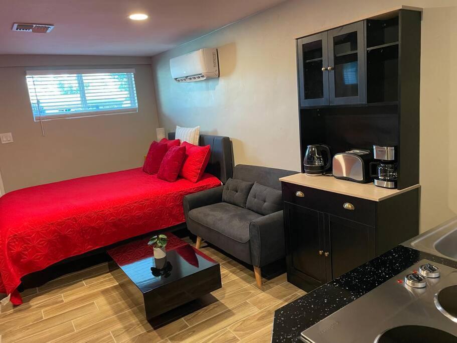 New Midtown Modern Studio With Backyard فينيكس المظهر الخارجي الصورة